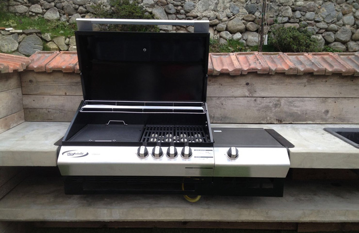 Built-in bbq / Built-in gas barbecue